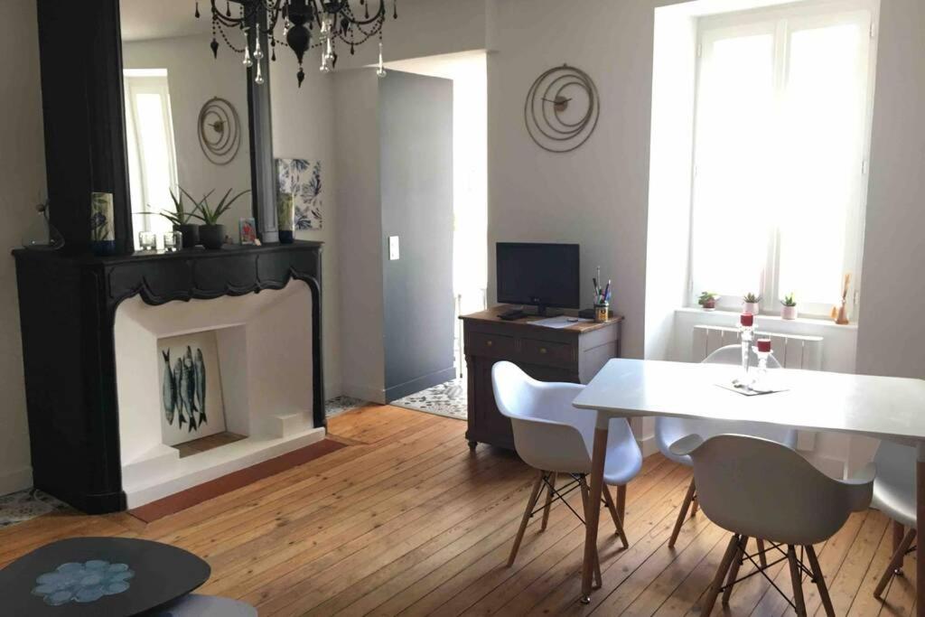 Appartement De Caractere Avec Terrasse. La Rochelle  Zewnętrze zdjęcie